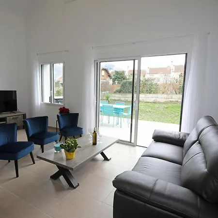 Holiday home Les Gentianes Fleurs Des Pyrenees